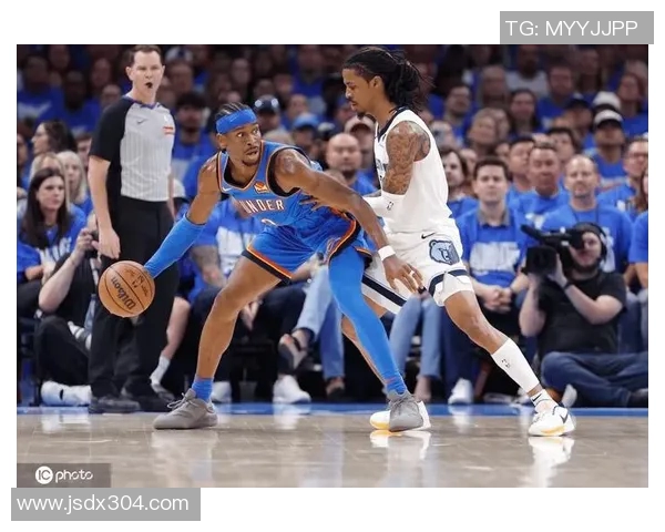 灰熊队战胜雷霆队，迎来开门红，展现王者风范