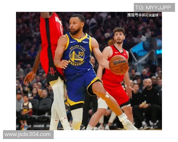 库里破纪录，再创历史！成为NBA季后赛三分球最多记录保持者