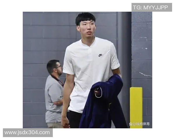 周琦遭遇脚骨重伤！或将缺席东京奥运会预选赛和NBA比赛，情况堪忧