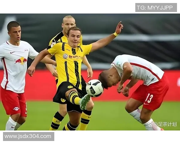 沃尔夫斯堡力擒对手，德甲争冠路上迈出关键一步